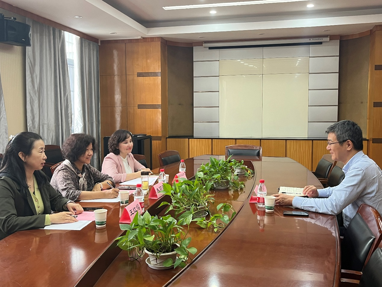 新疆大学tyc33455cc太阳集团来访